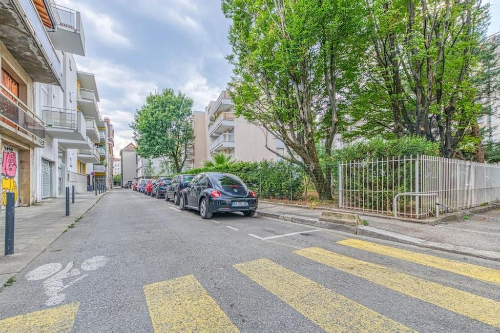 Centre Grenoble, Charmant, Avec Une Chambre Bagian luar foto